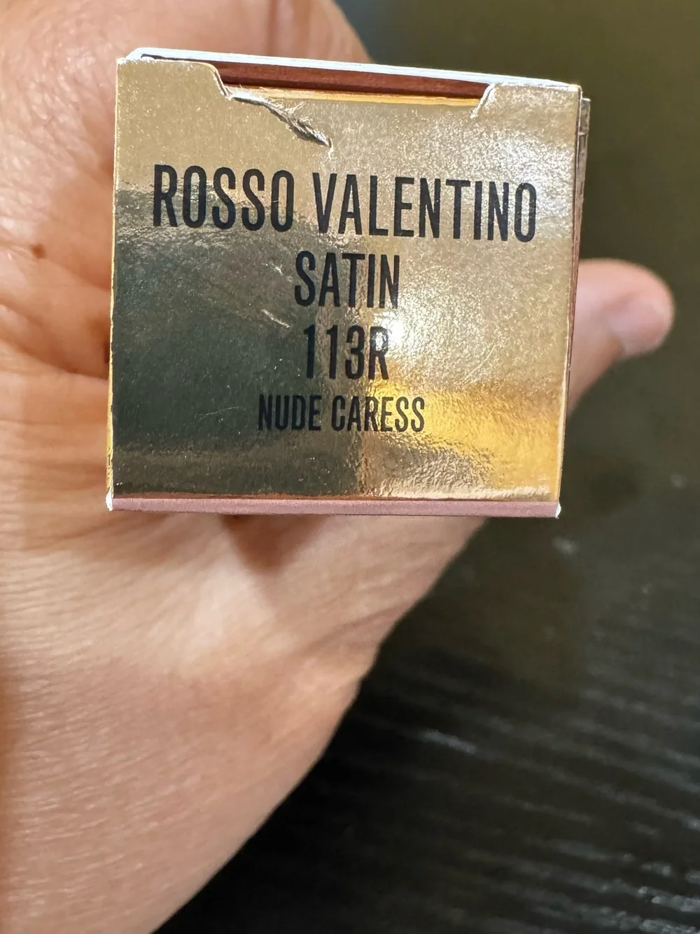 Valentino Rosso Valentino Satin Lipstick — 113R Nude Caress shade